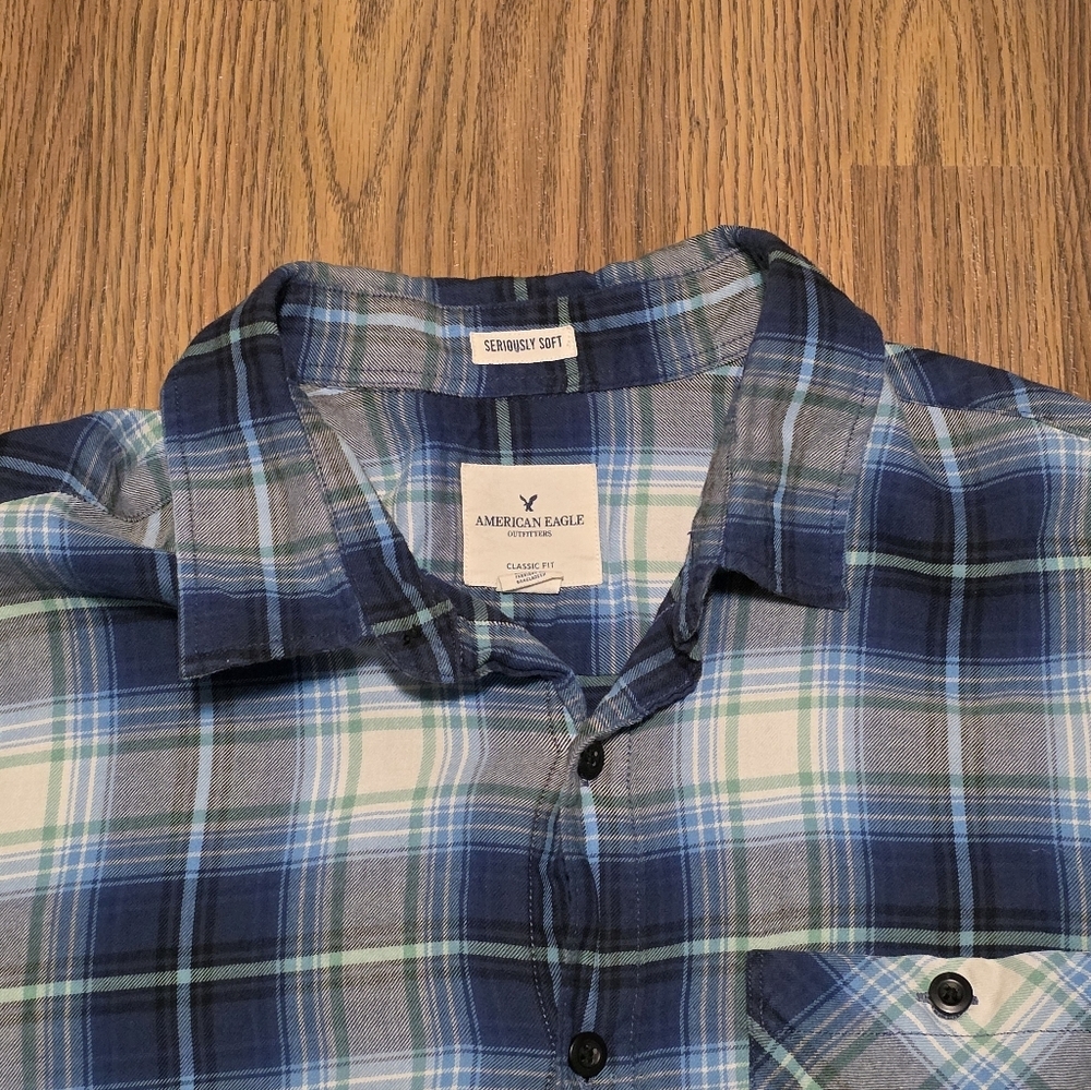 American Eagle Men’s Large Seriously Soft Plaid Flannel Shirt Classic Fit Blue - Picture 4 of 8